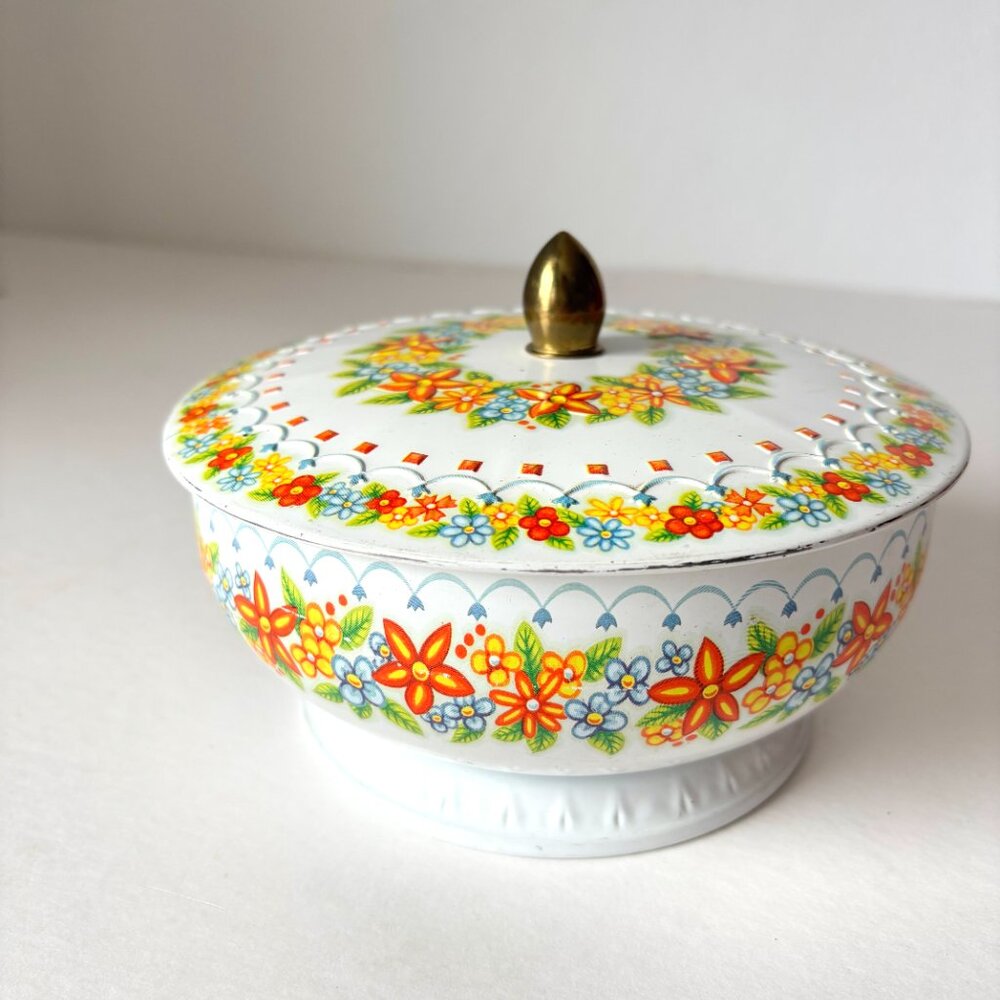 Colorful Embossed Floral Biscuit Cookie Trinket Tin Lid Pedestal Litho England